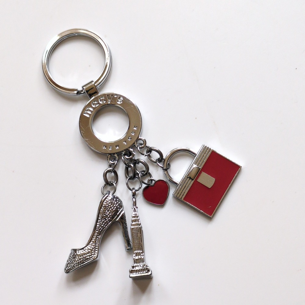 RARE! Macy's New York Keychain Silver Red NYC Charms Handbag Shoe Empire State